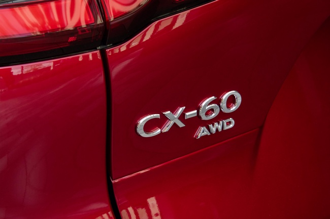 CX-60 detail AWD